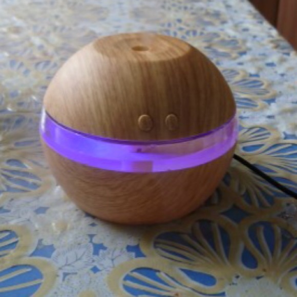 Essential oil diffuser - Picture 2 of 4